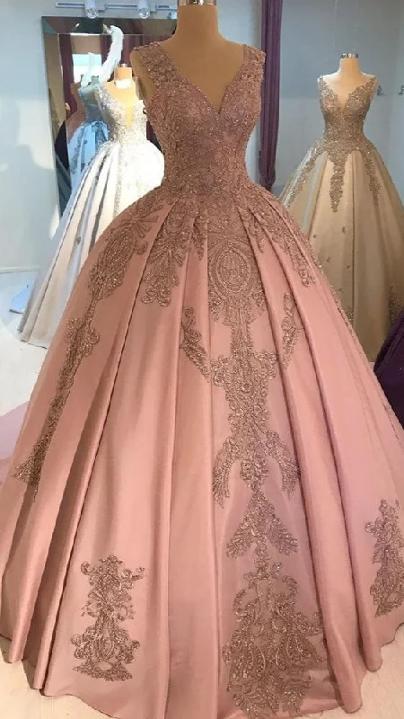 Closeout elegant dressBlush Pink Lace Beaded Quinceanera Dresses Deep V-neck Satin Ball Gown Y1086