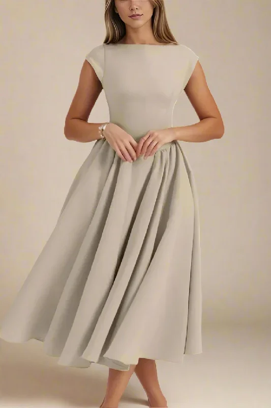 Limited Edition classic fit-and-flare dressStella Bodycon Midi Dress - Cream