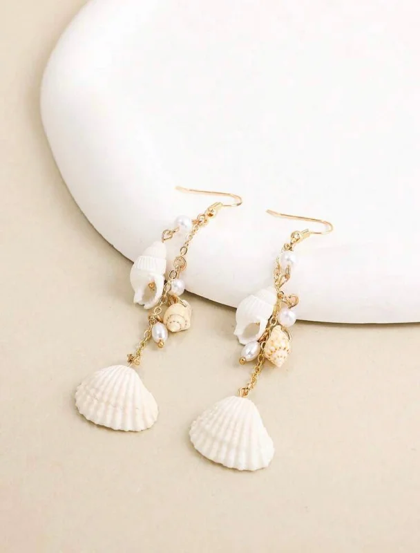 Act Now vintage-inspired dressAdele Earrings