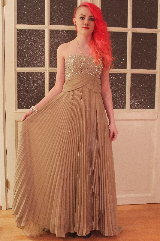 While Supplies Last A-line Sweetheart Floor Length Chiffon Rhinestone Backless Prom Dress