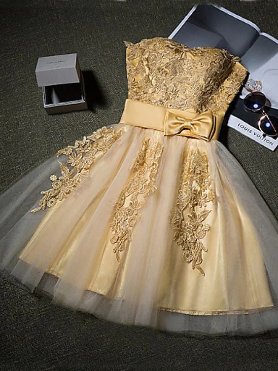 Act Fast Homecoming Dress Gold Appliques Sweetheart Short Prom Dress Party Dress JK250