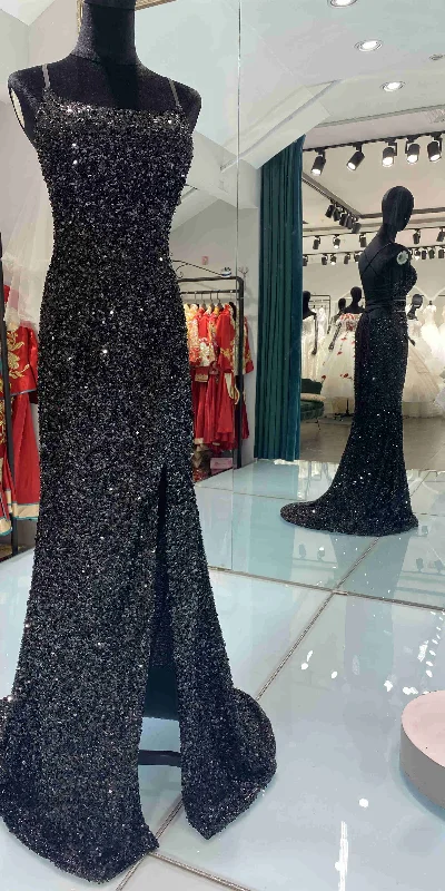 sleek midi dressGlitter Mermaid Scoop Neck Black Sequins Long Prom Dresses with Cross Back Y1793