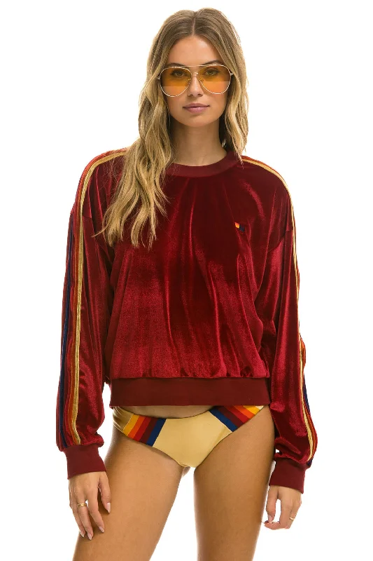 high-quality athletic sweatshirtCLASSIC VELVET RELAXED SWEATSHIRT - RED