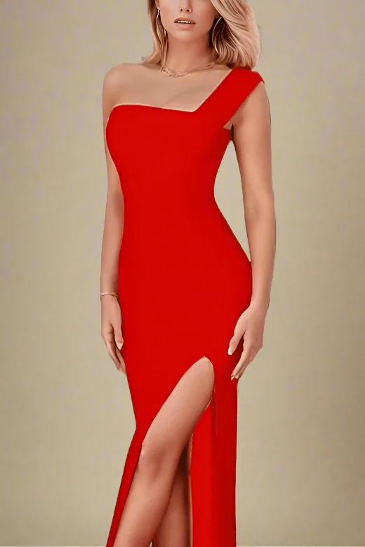 Can't Miss minimalistic dressSelene Bodycon Midi Dress - Lipstick Red