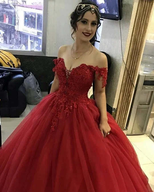 Closeout lace-up dressTulle Ball Gown Appliques Dresses Off Shoulder Y1260