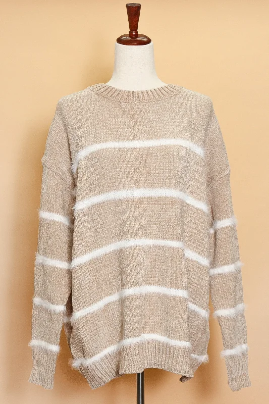 chic wool coatPlus Taupe and White Stripe Chenille Sweater