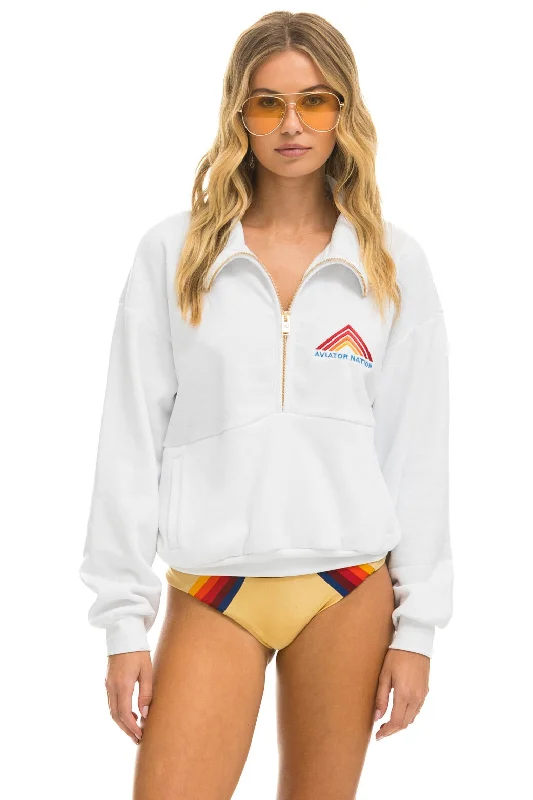 fashion gym hoodieMOUNTAIN EMBROIDERY HALF ZIP SWEATSHIRT - WHITE