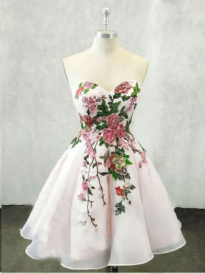 Bonus Savings Beautiful Homecoming Dresses A line Embroidery Short Prom Dress Party Dress JK722