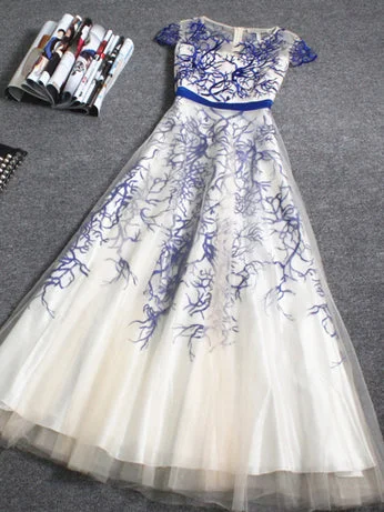 Special Savings Beautiful Prom Dresses Embroidery A-line Long Prom Dress/Evening Dress JKL055