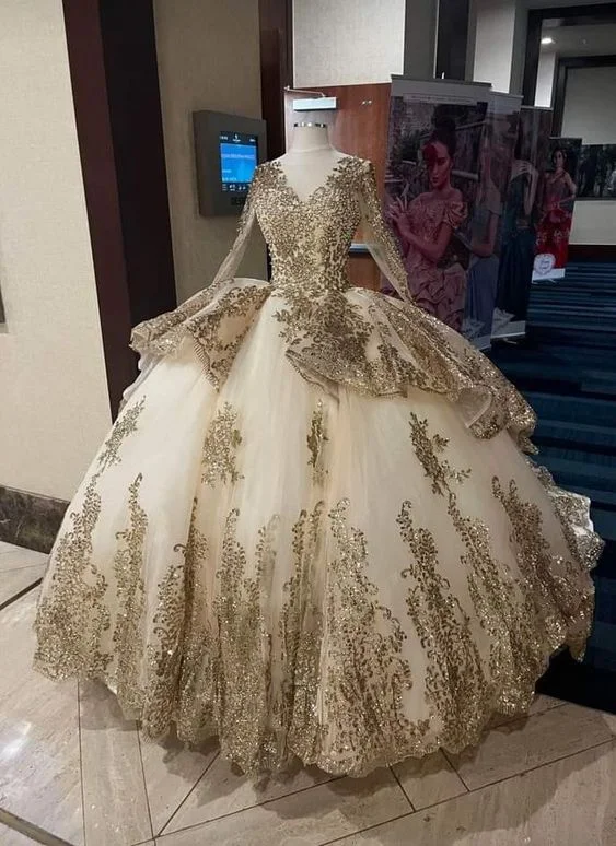 Can't Miss tiered dressLuxurious Glitter Long Sleeve Dresses Romantic Appliqued Tulle Ball Gowns Y443 Can't Miss tiered dressLuxurious Glitter Long Sleeve Dresses Romantic Appliqued Tulle Ball Gowns Y443