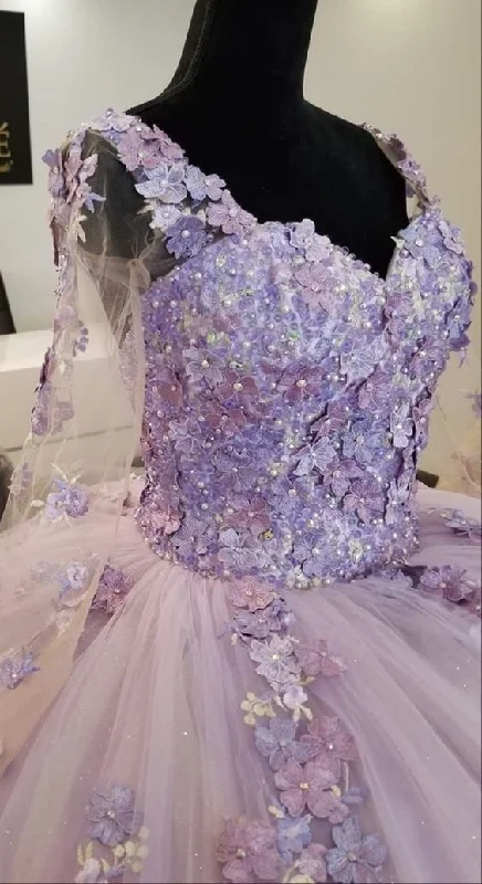 Weekend Deal oversized dressVintage Ball Gown Lavender Lace Tulle Sweet 16 Dress Y809 Weekend Deal oversized dressVintage Ball Gown Lavender Lace Tulle Sweet 16 Dress Y809